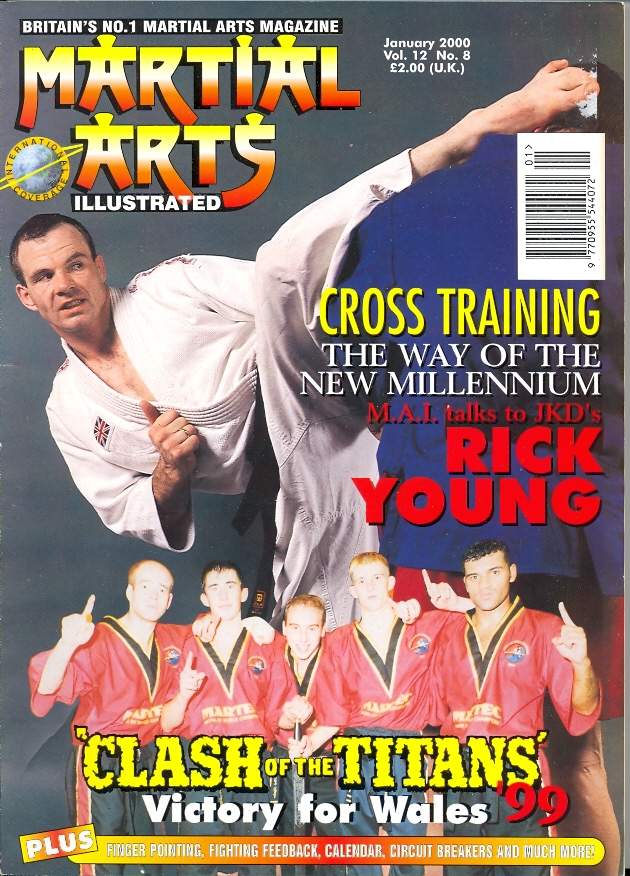 01/00 Martial Arts Illustrated (UK)
